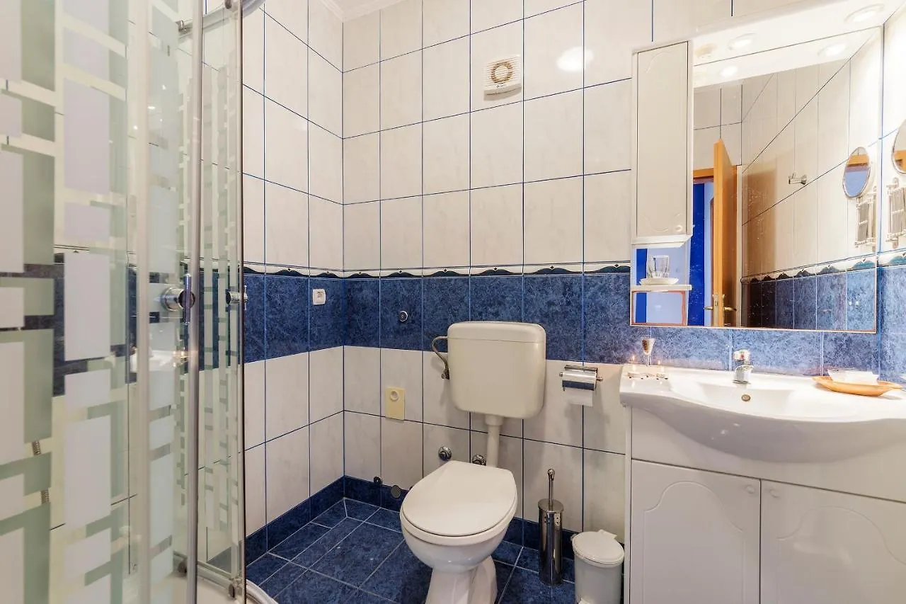 Apartments Canaria Pula