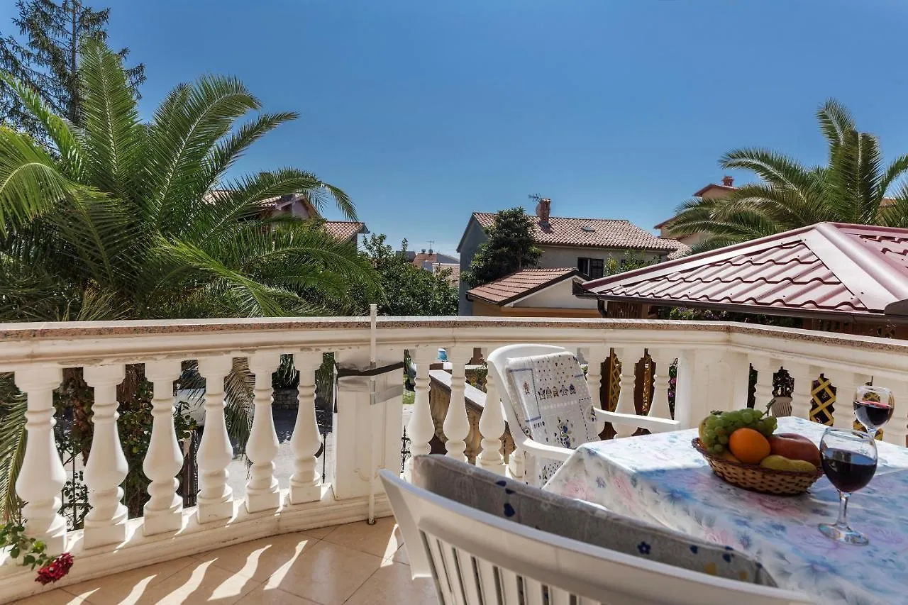 Apartments Canaria Pula Croatia